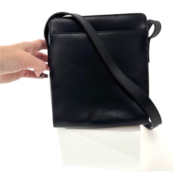 Valentino black leather 2 way  structured dual compartment bag w/exterior pocket - Picture 1 of 9